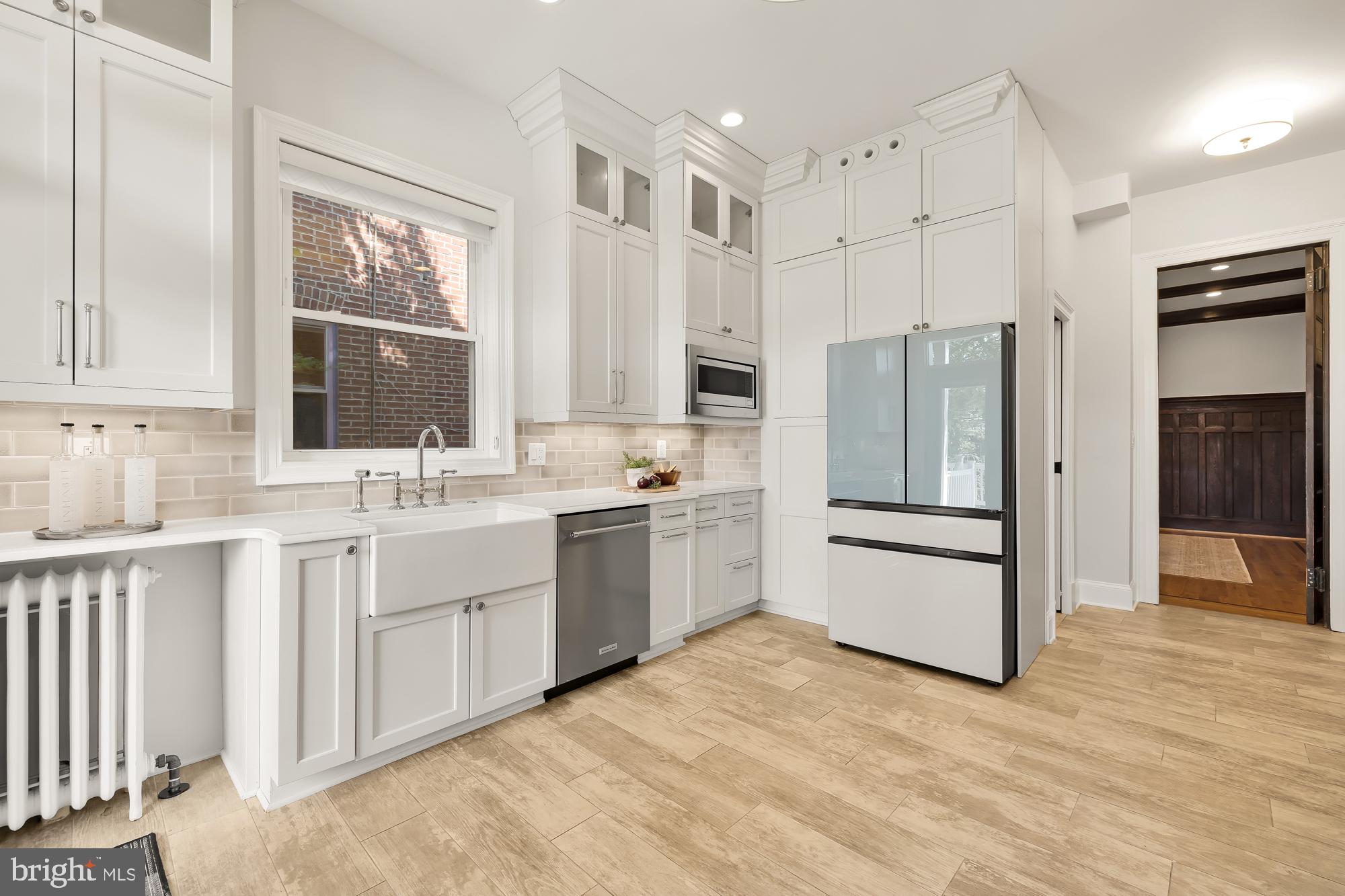 MOUNT PLEASANT - Residential