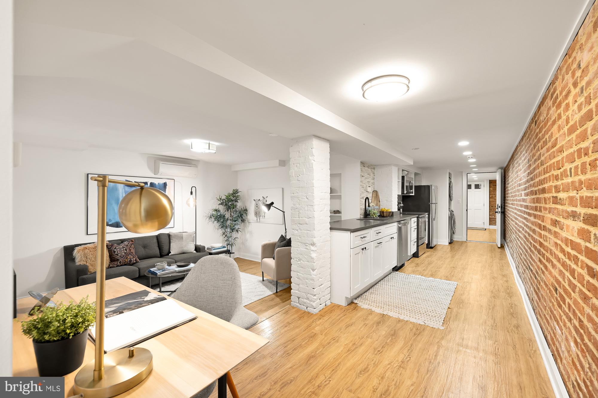 MOUNT PLEASANT - Residential
