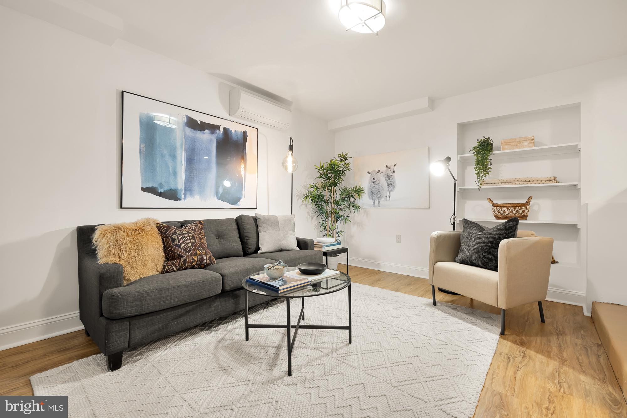 MOUNT PLEASANT - Residential