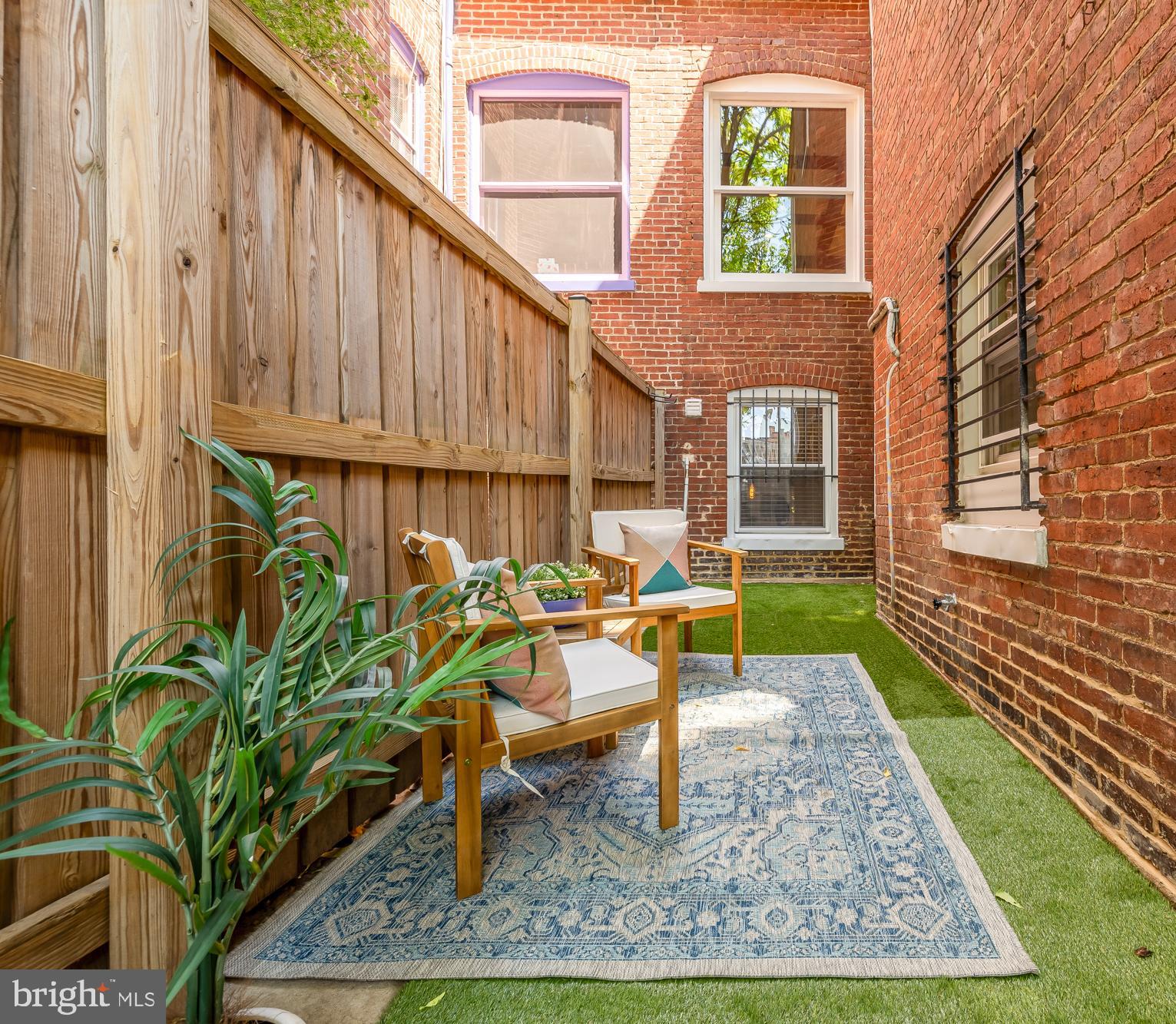 MOUNT PLEASANT - Residential