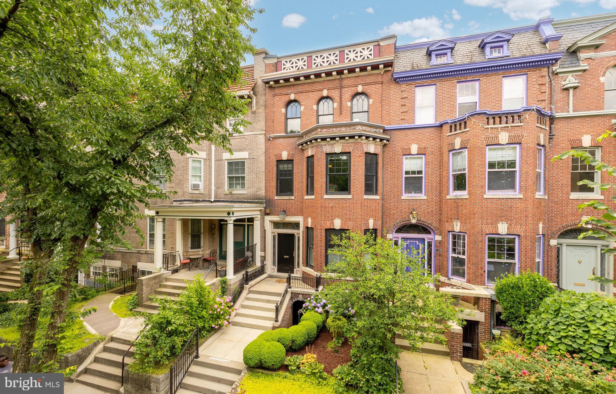 MOUNT PLEASANT - Residential