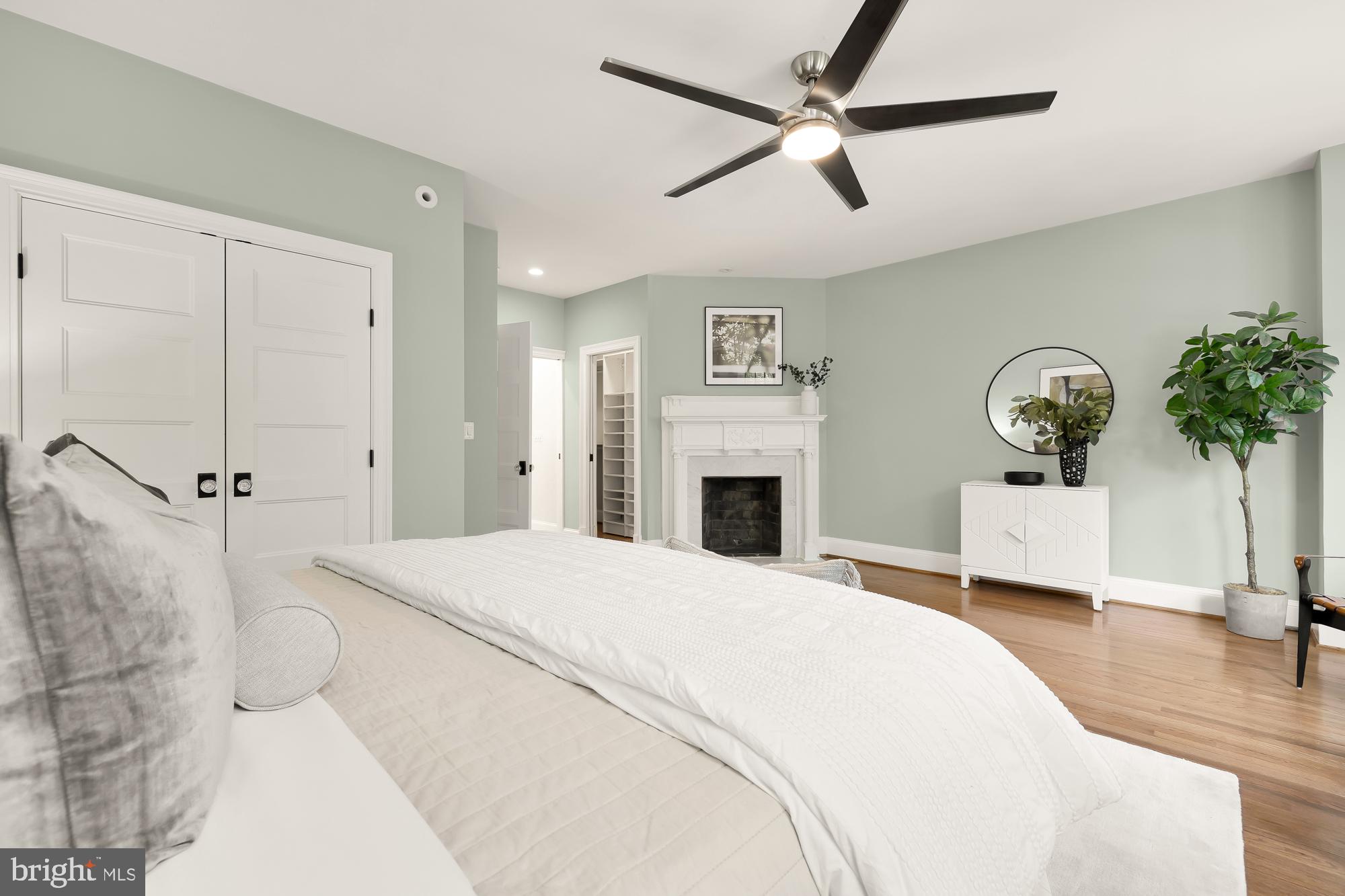 MOUNT PLEASANT - Residential