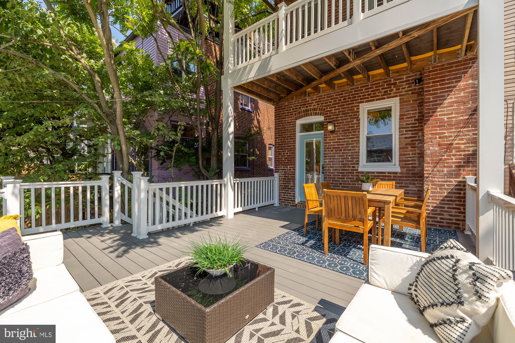 MOUNT PLEASANT - Residential