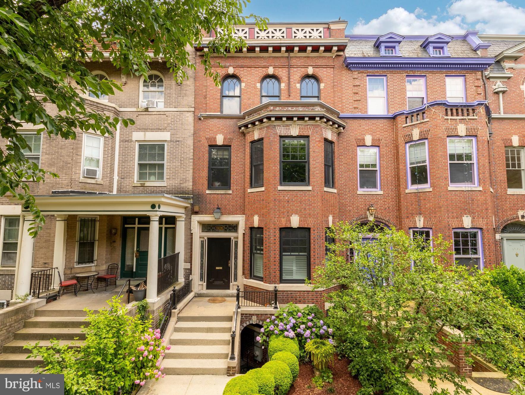 MOUNT PLEASANT - Residential