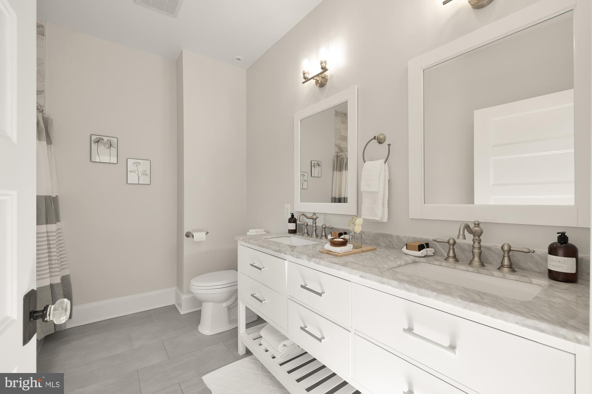 MOUNT PLEASANT - Residential