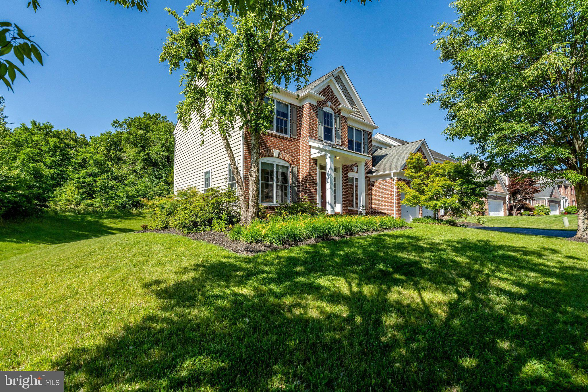 43896 CHURCHILL GLEN DRIVE