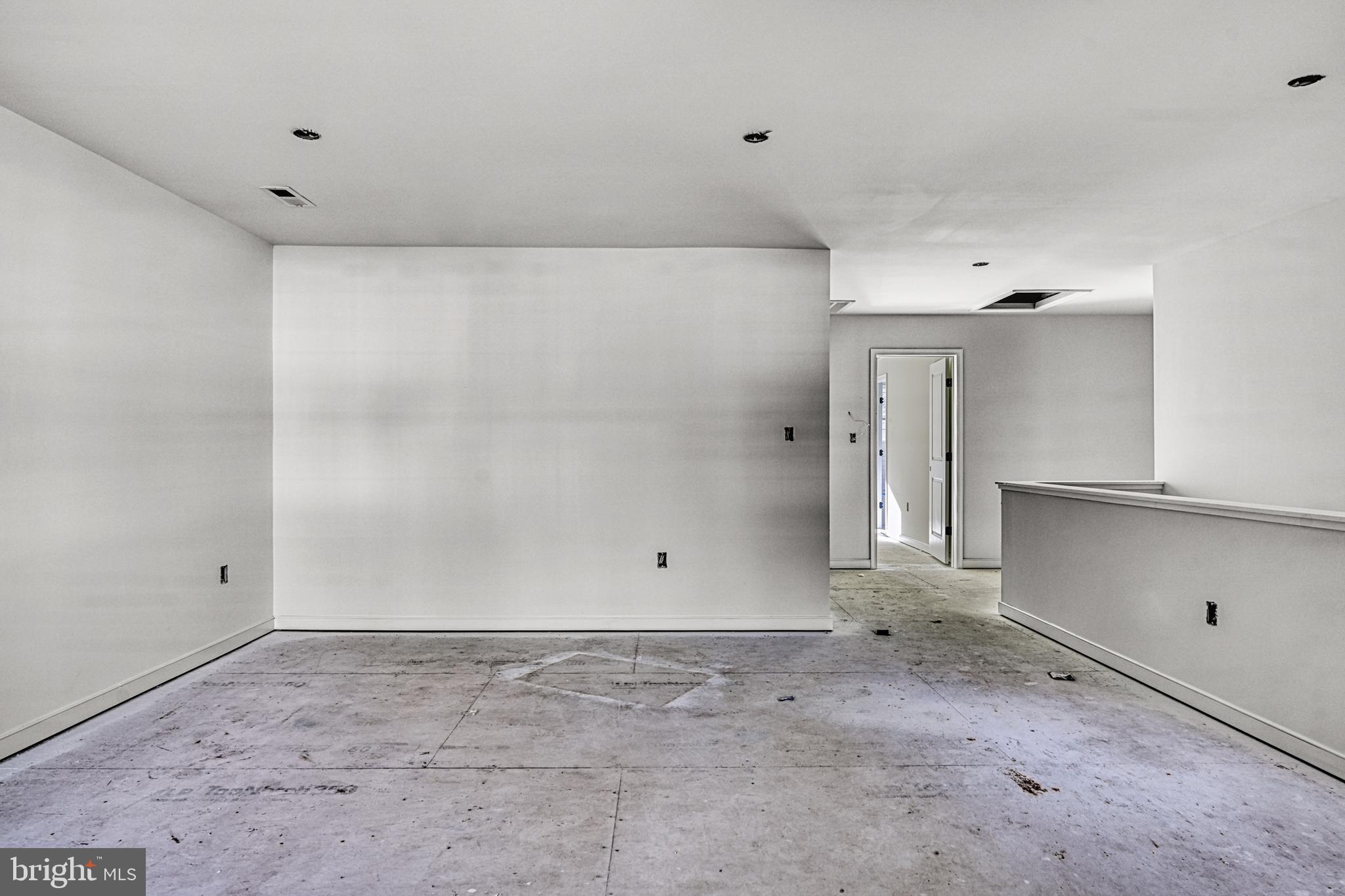 WILDWOOD ON LAKE ANNA - Residential