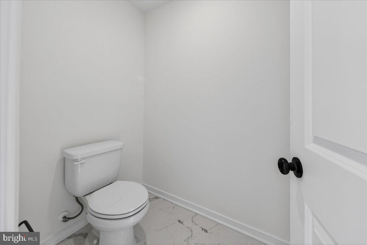 WILDWOOD ON LAKE ANNA - Residential