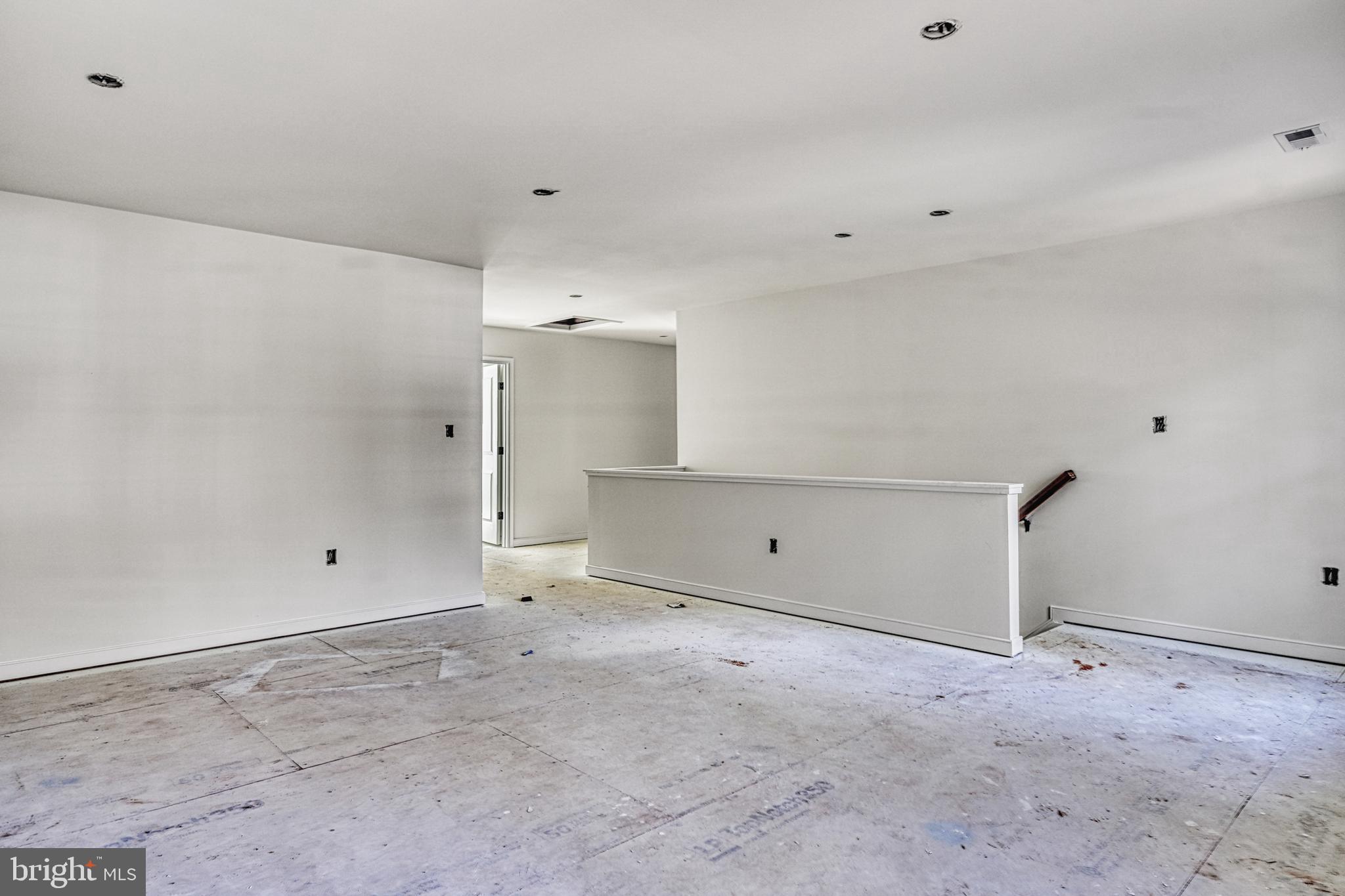 WILDWOOD ON LAKE ANNA - Residential