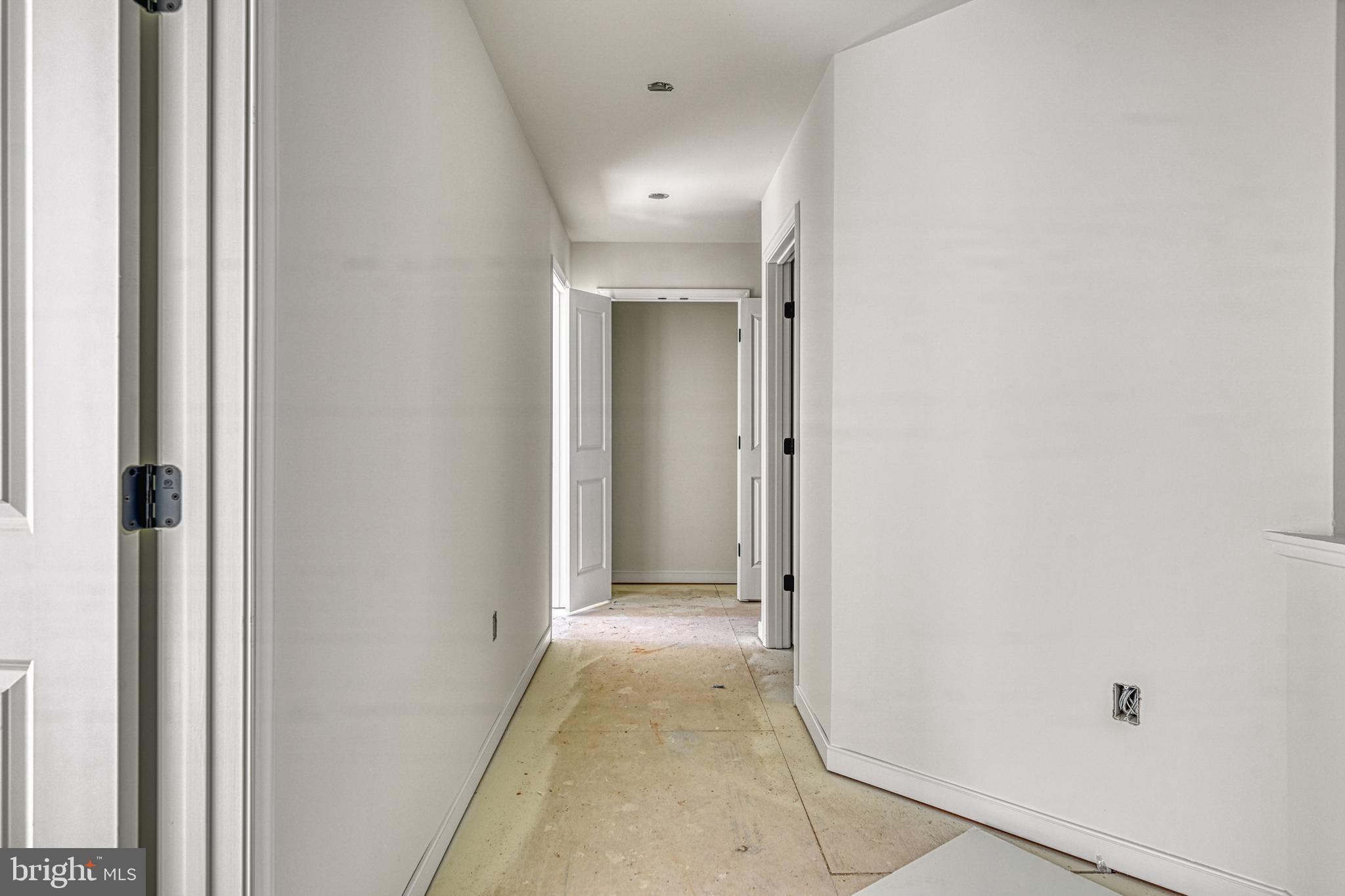 WILDWOOD ON LAKE ANNA - Residential