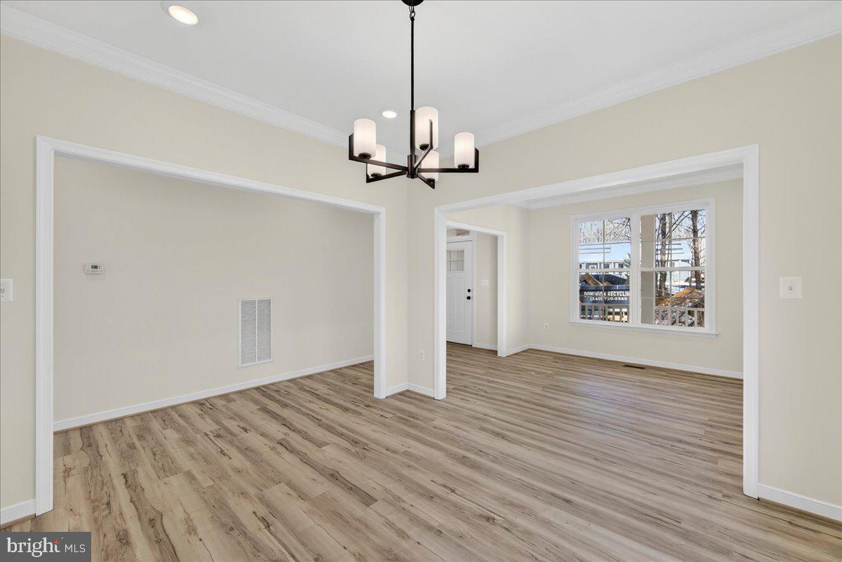 WILDWOOD ON LAKE ANNA - Residential