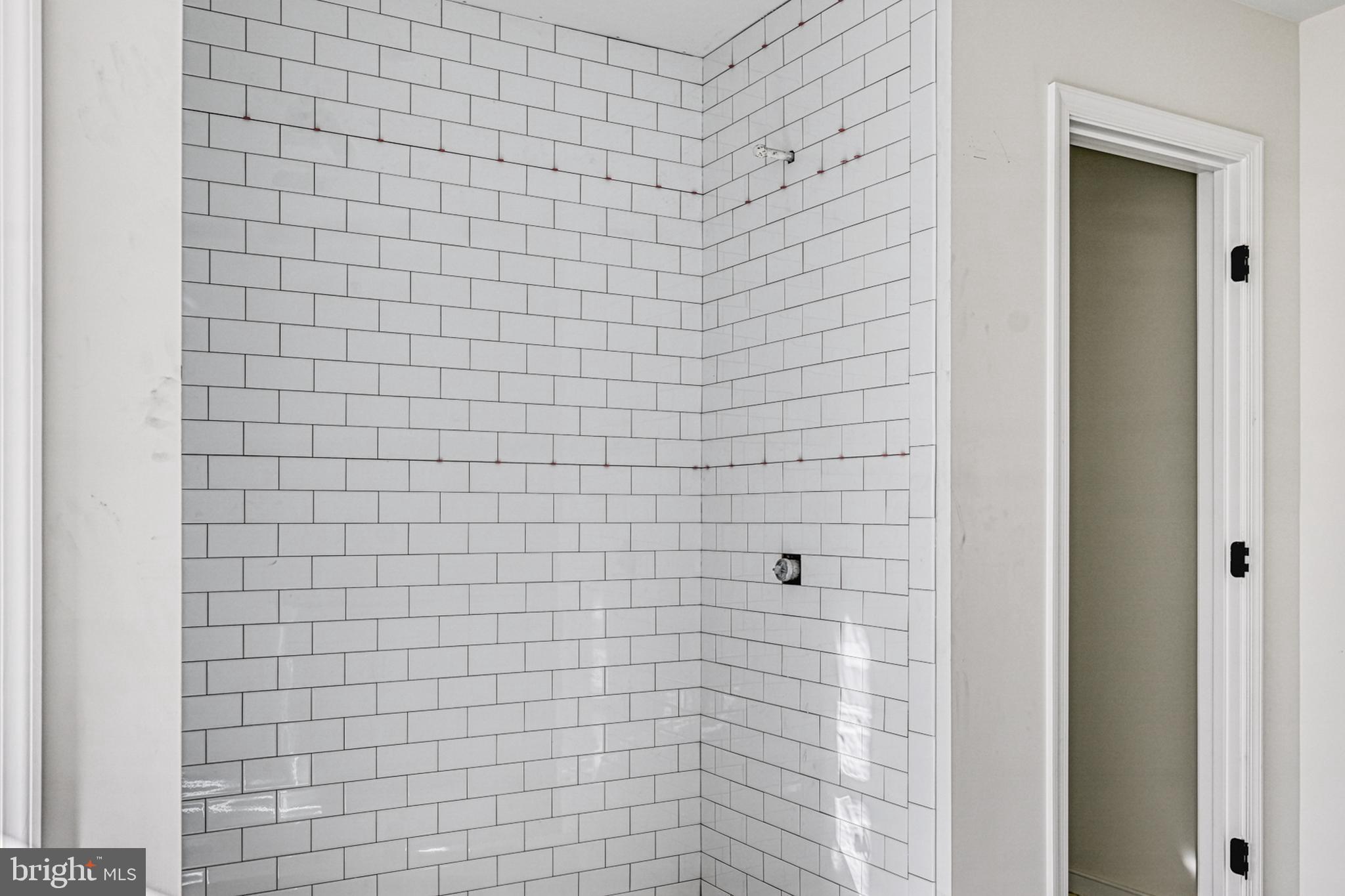 WILDWOOD ON LAKE ANNA - Residential