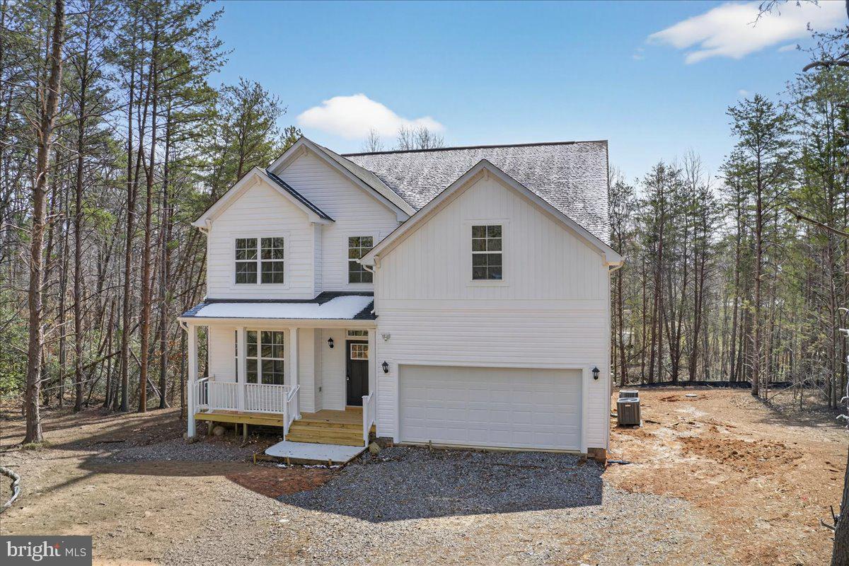 WILDWOOD ON LAKE ANNA - Residential