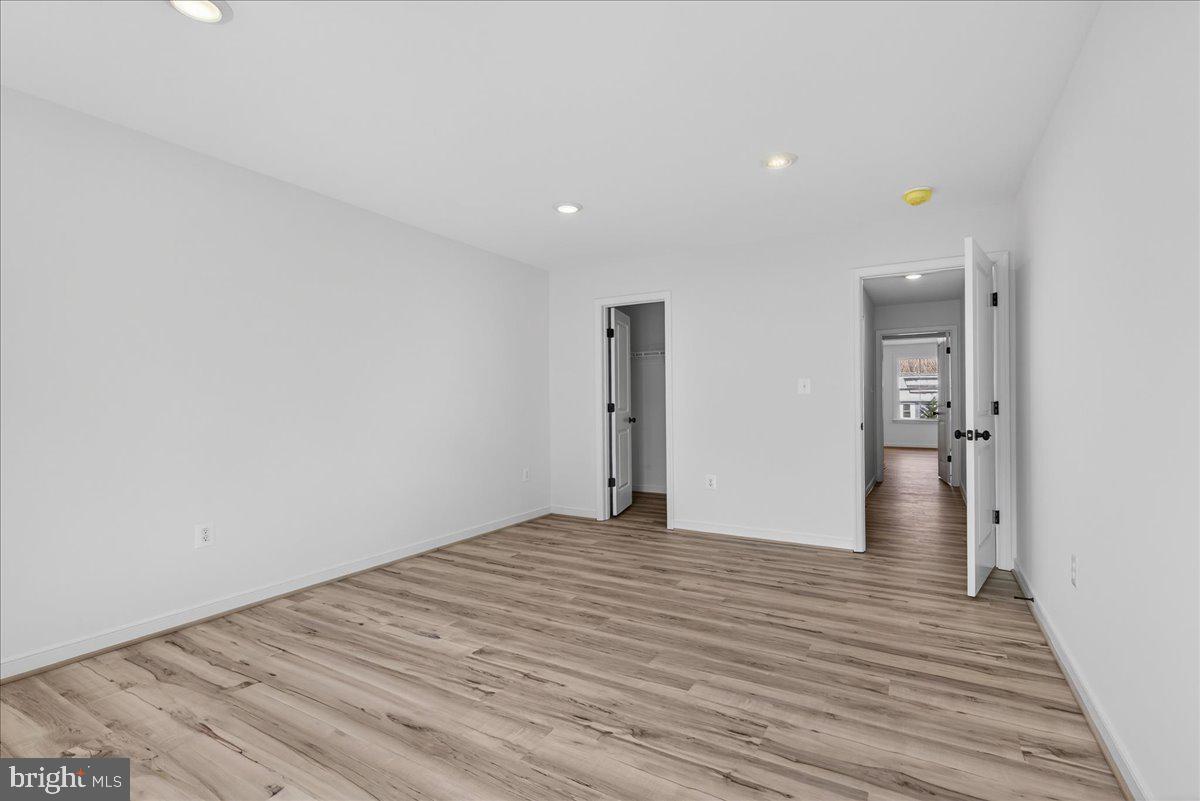 WILDWOOD ON LAKE ANNA - Residential