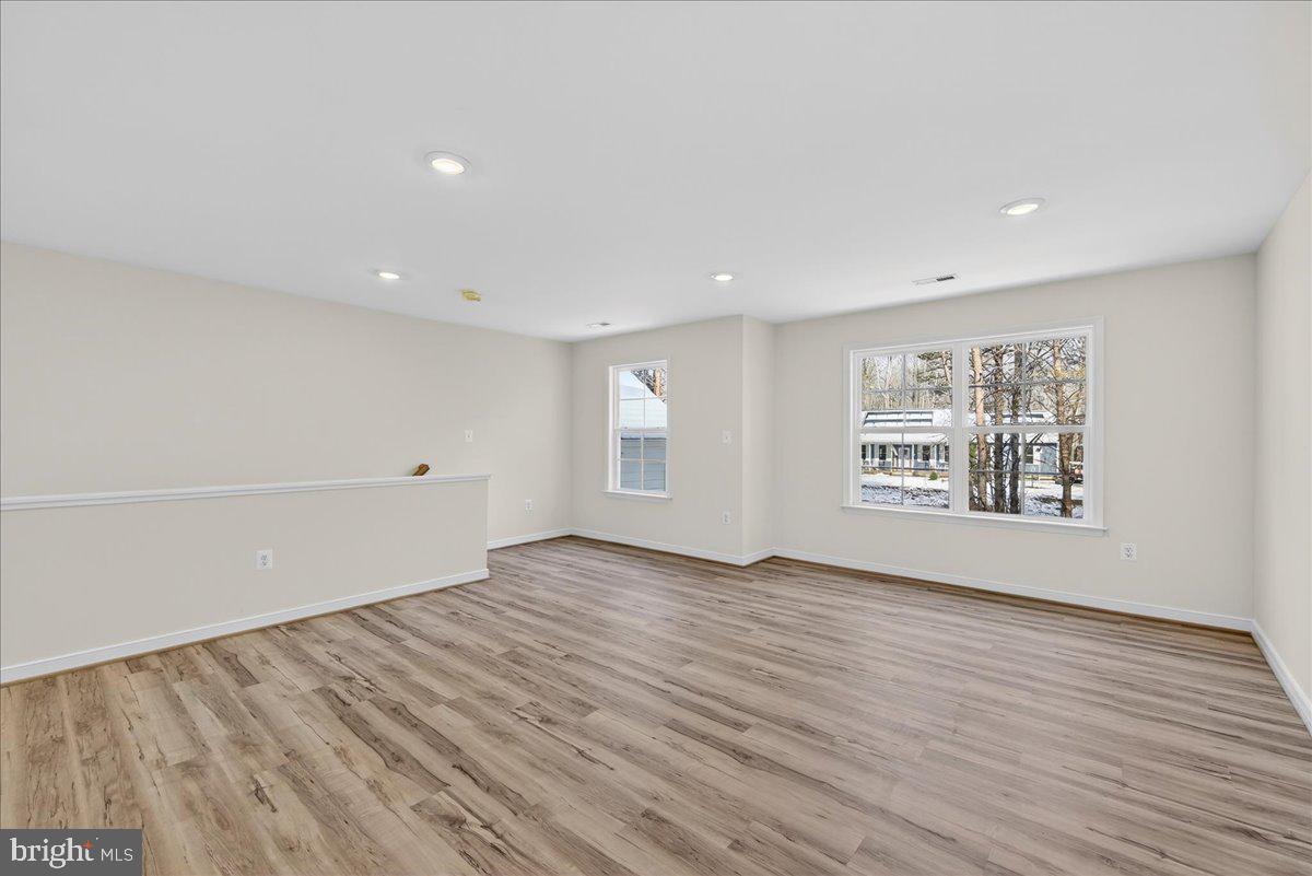 WILDWOOD ON LAKE ANNA - Residential