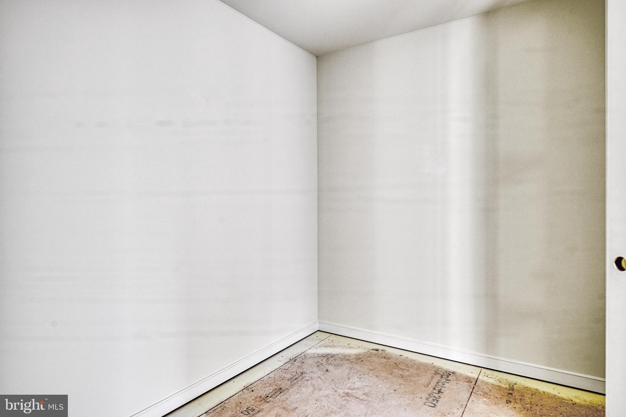 WILDWOOD ON LAKE ANNA - Residential