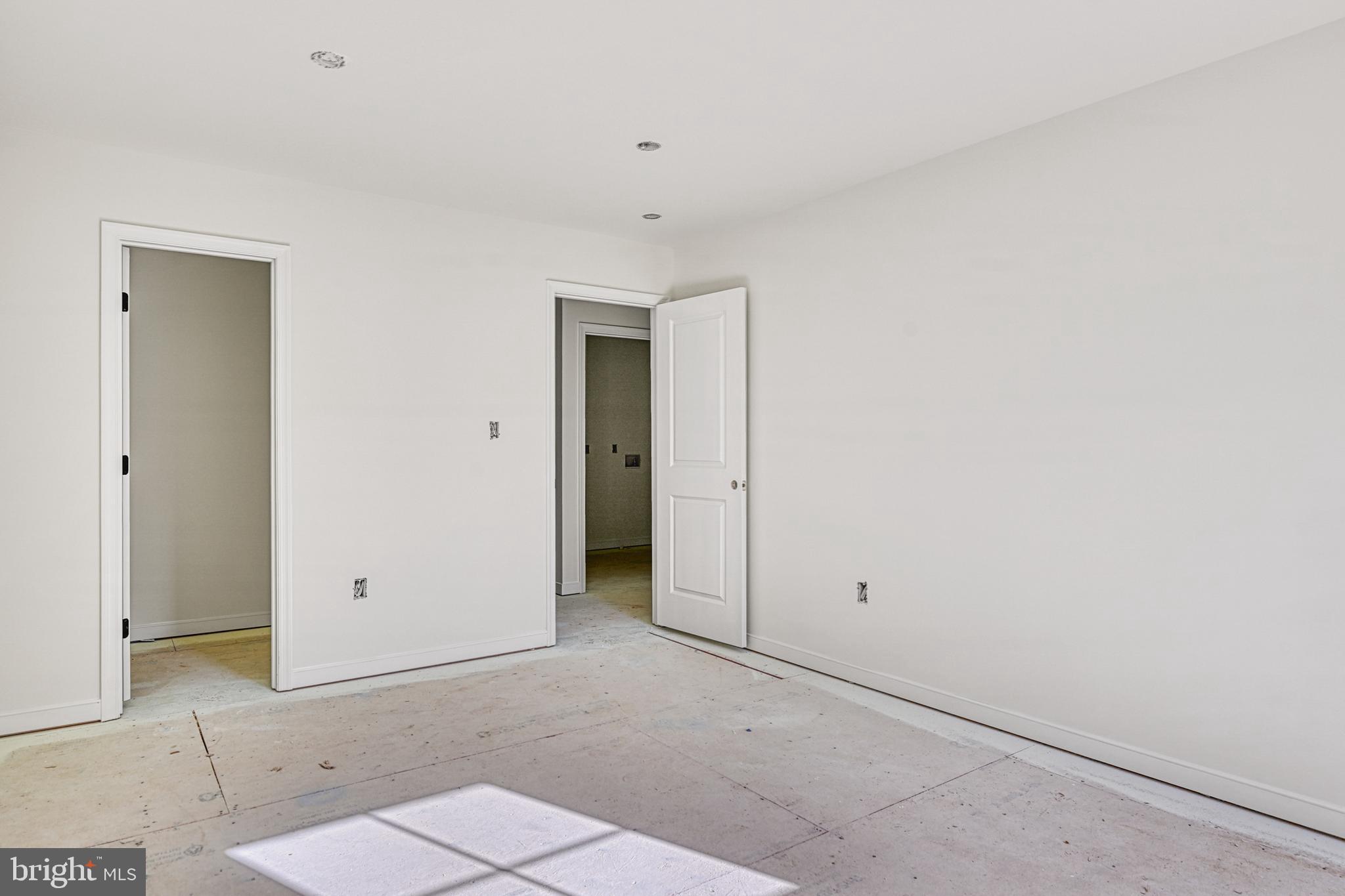 WILDWOOD ON LAKE ANNA - Residential