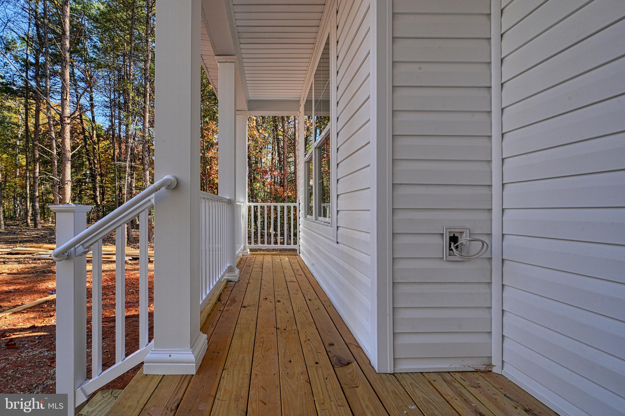 WILDWOOD ON LAKE ANNA - Residential
