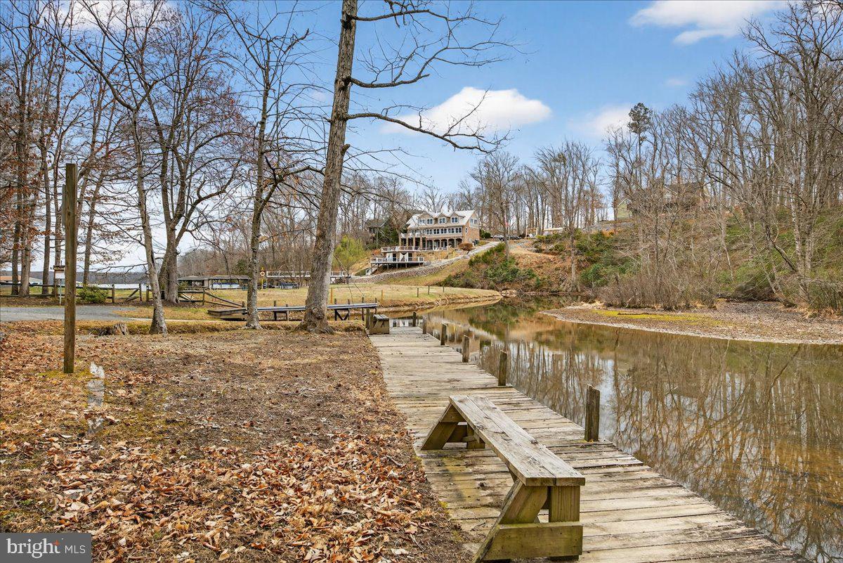 WILDWOOD ON LAKE ANNA - Residential
