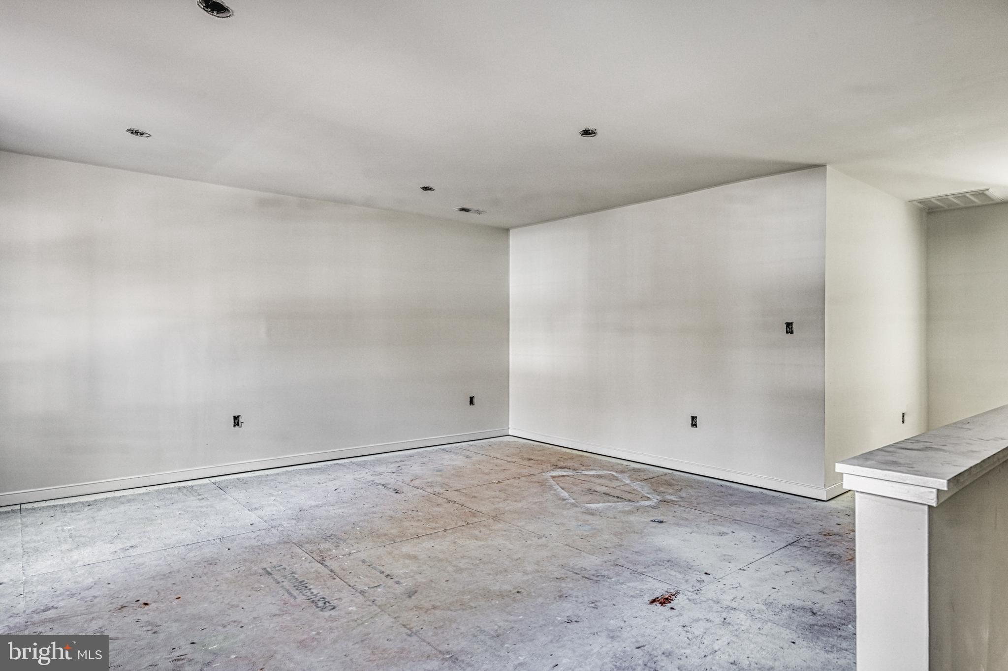 WILDWOOD ON LAKE ANNA - Residential