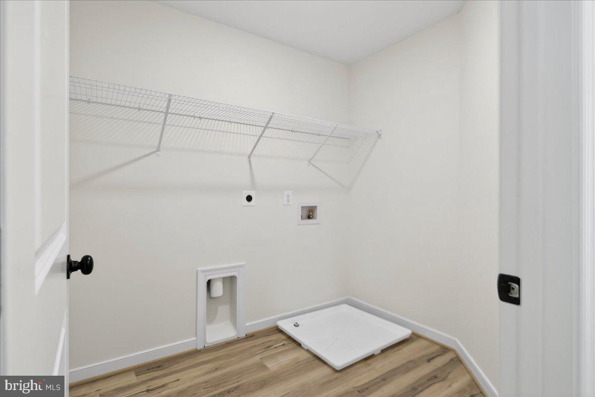 WILDWOOD ON LAKE ANNA - Residential