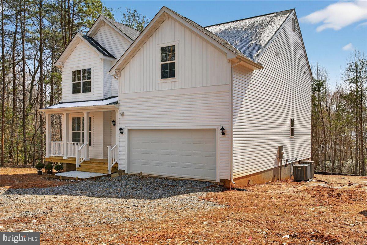 WILDWOOD ON LAKE ANNA - Residential