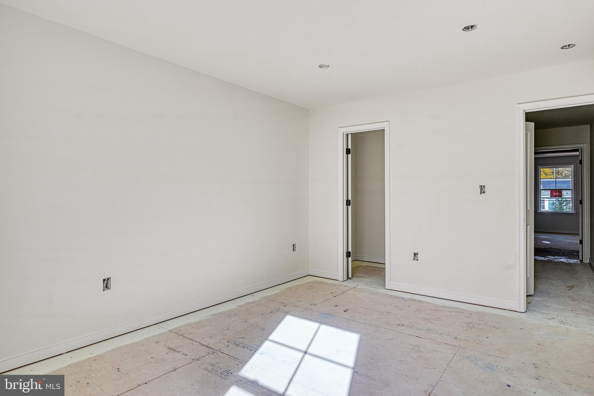 WILDWOOD ON LAKE ANNA - Residential