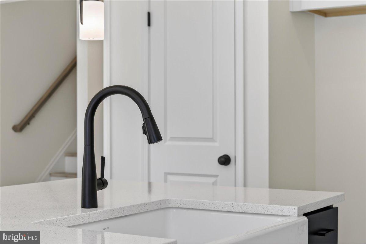 WILDWOOD ON LAKE ANNA - Residential