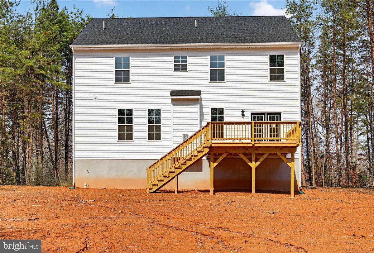 WILDWOOD ON LAKE ANNA - Residential