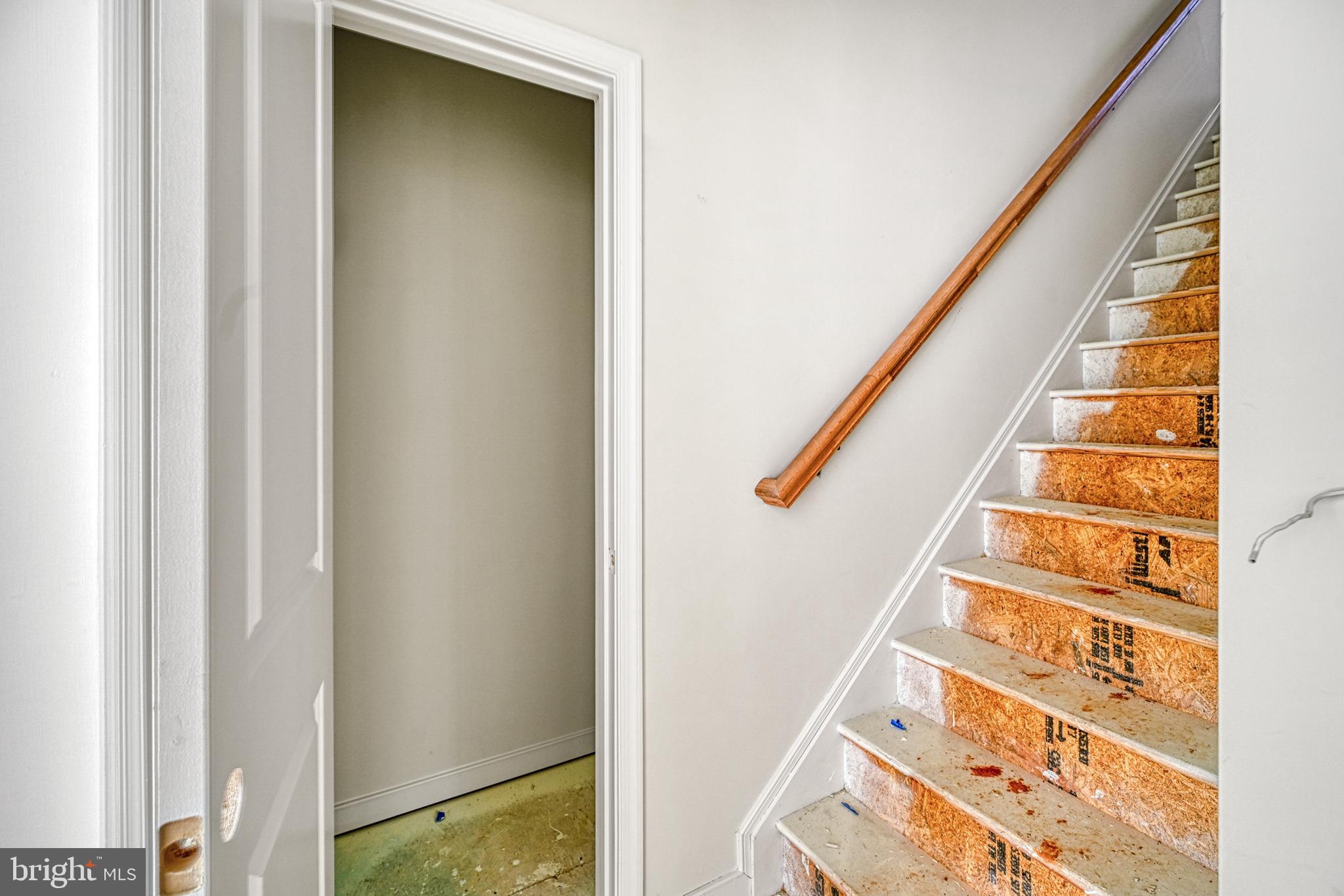 WILDWOOD ON LAKE ANNA - Residential