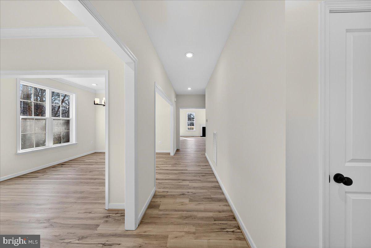 WILDWOOD ON LAKE ANNA - Residential