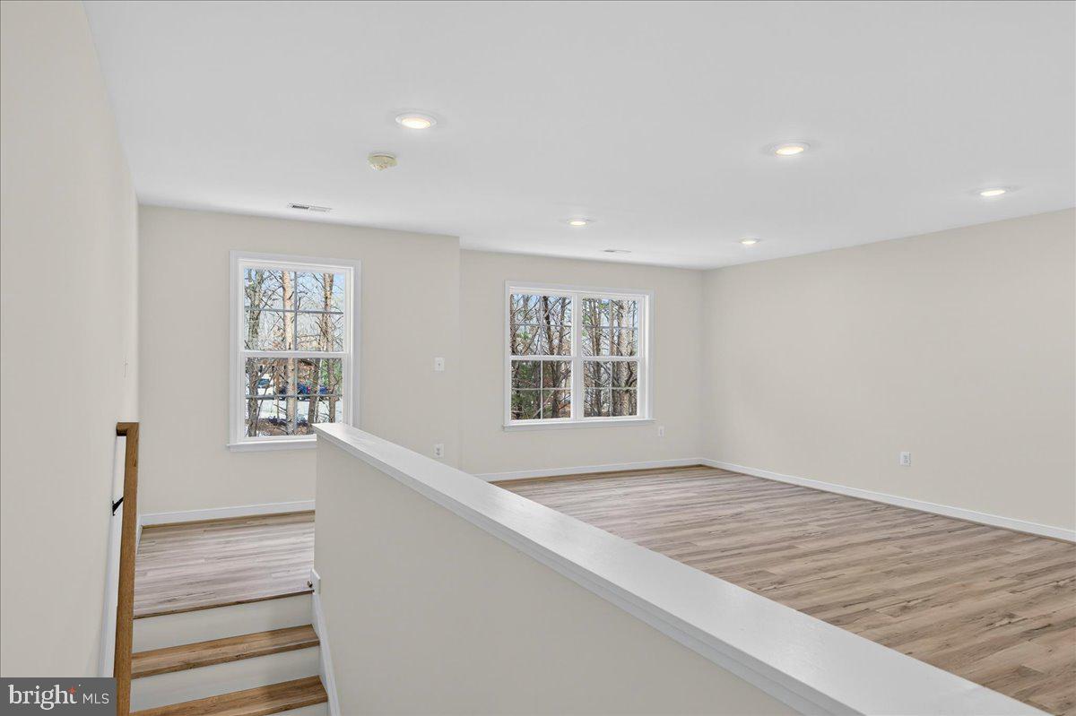 WILDWOOD ON LAKE ANNA - Residential