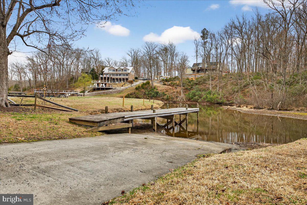 WILDWOOD ON LAKE ANNA - Residential