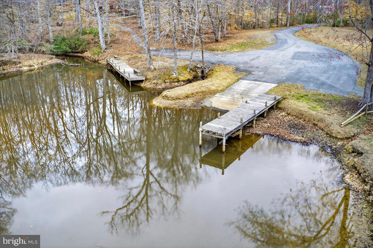 WILDWOOD ON LAKE ANNA - Residential