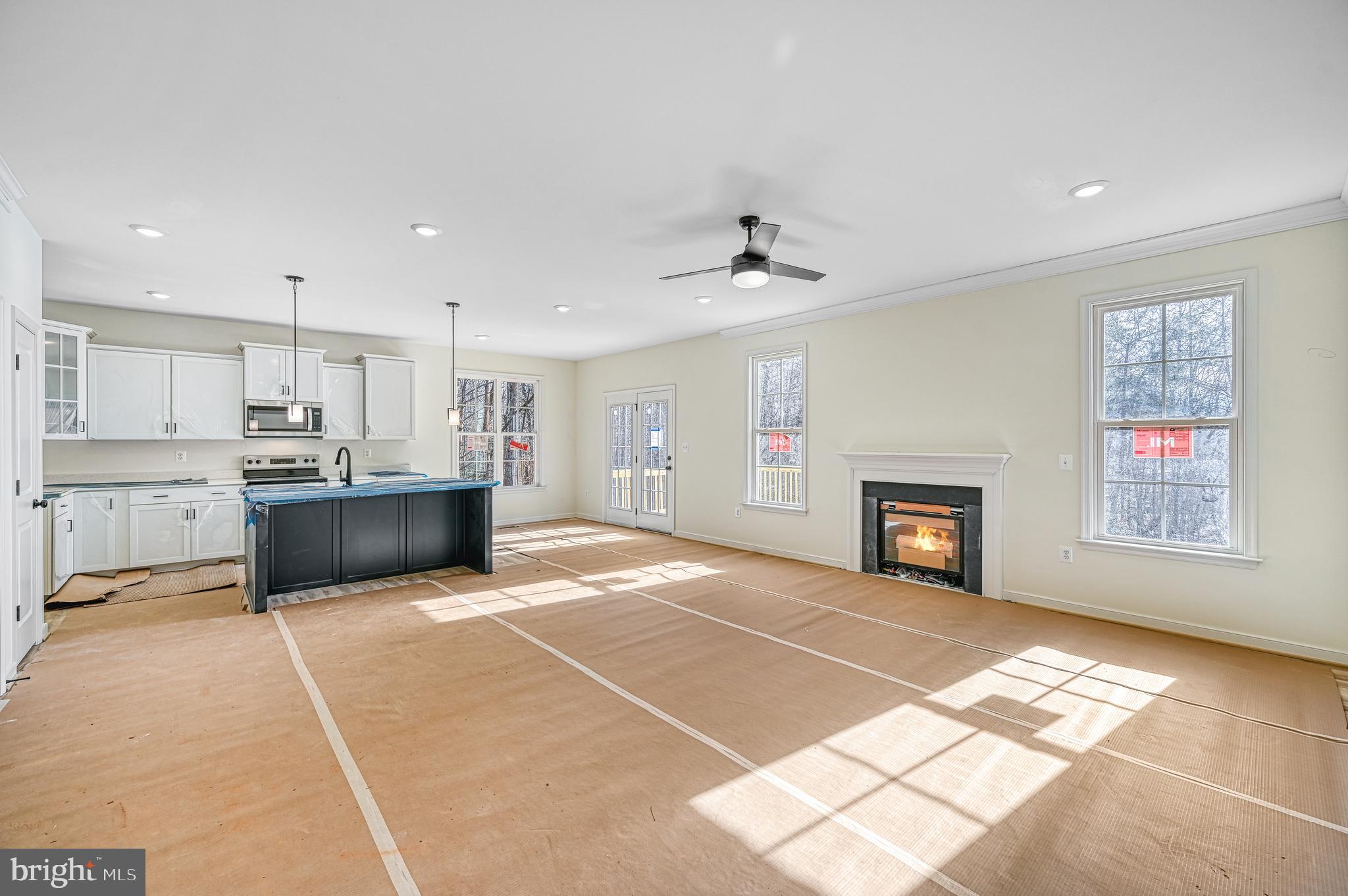 WILDWOOD ON LAKE ANNA - Residential