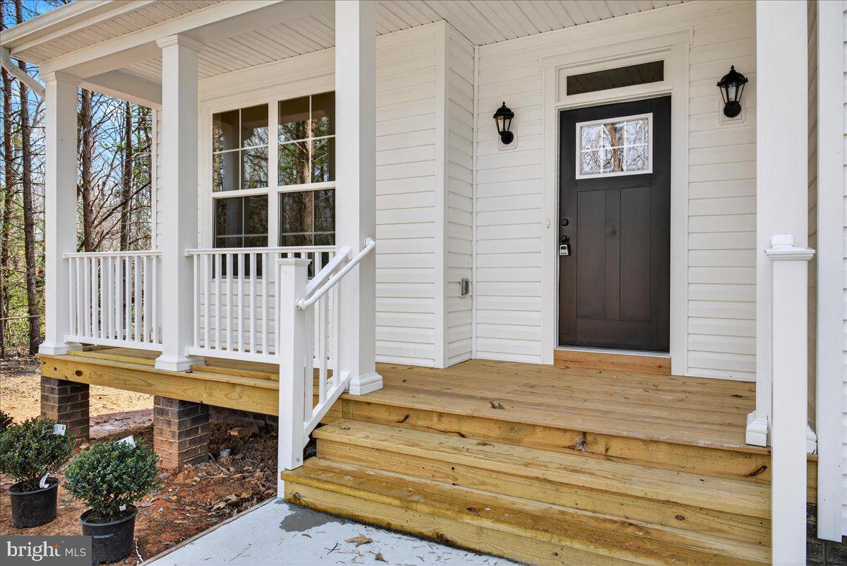 WILDWOOD ON LAKE ANNA - Residential