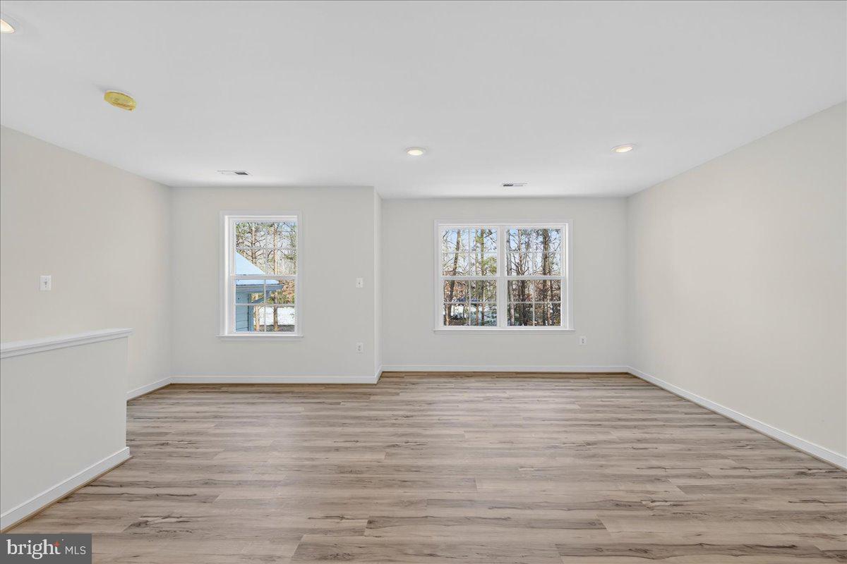 WILDWOOD ON LAKE ANNA - Residential