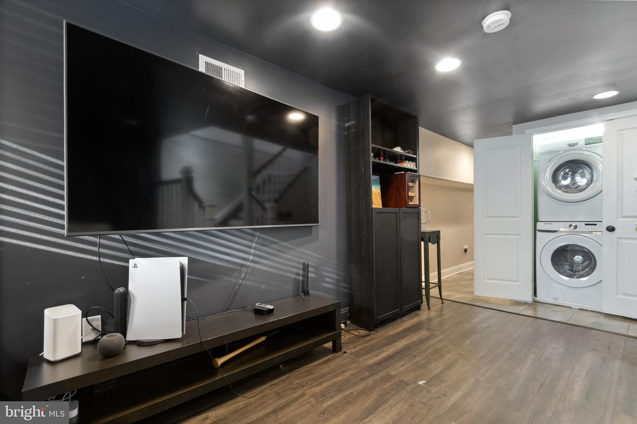 PATTERSON PARK - Residential