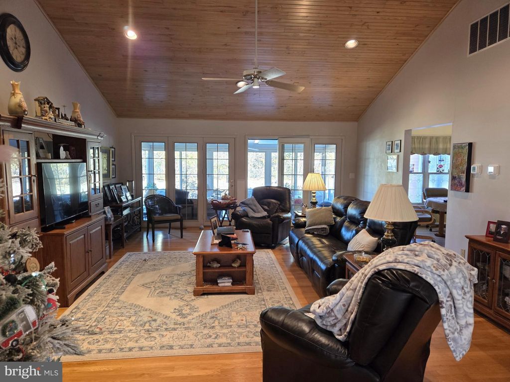 Photo of 25672 Brookside Drive, SEAFORD, DE 19973 (MLS # DESU2100602)