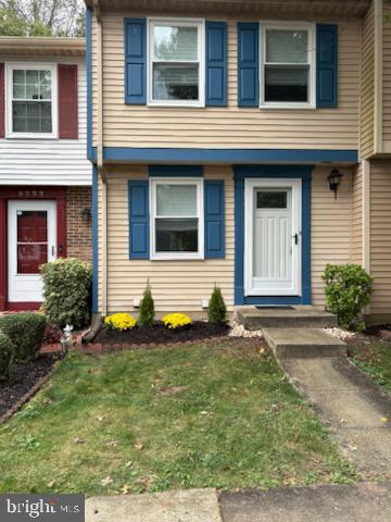 Townhouse For Rent - 8335 Windfall Road<br/> SPRINGFIELD, VA 22153
