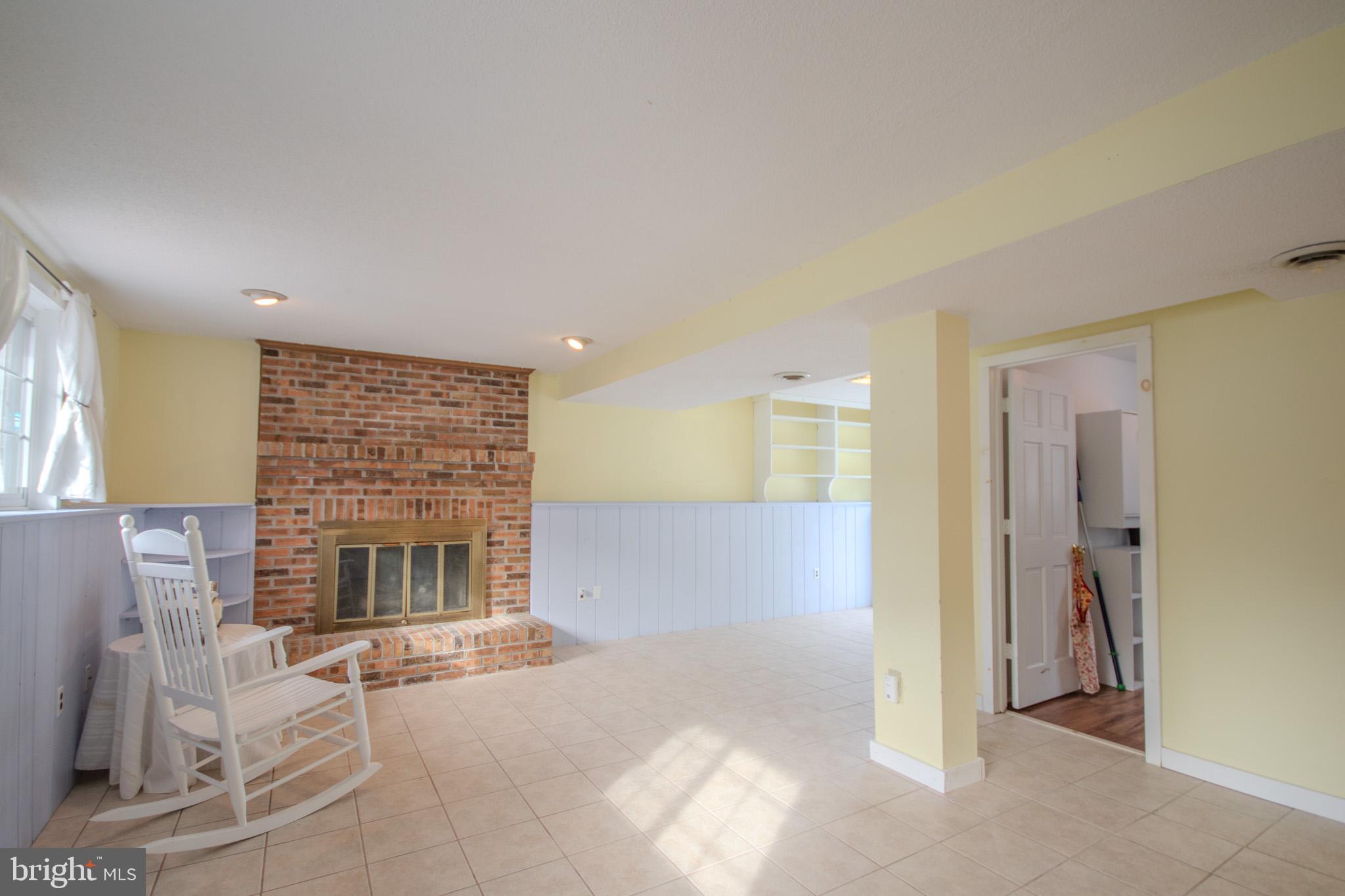 SCHUMAKER GLEN - Residential