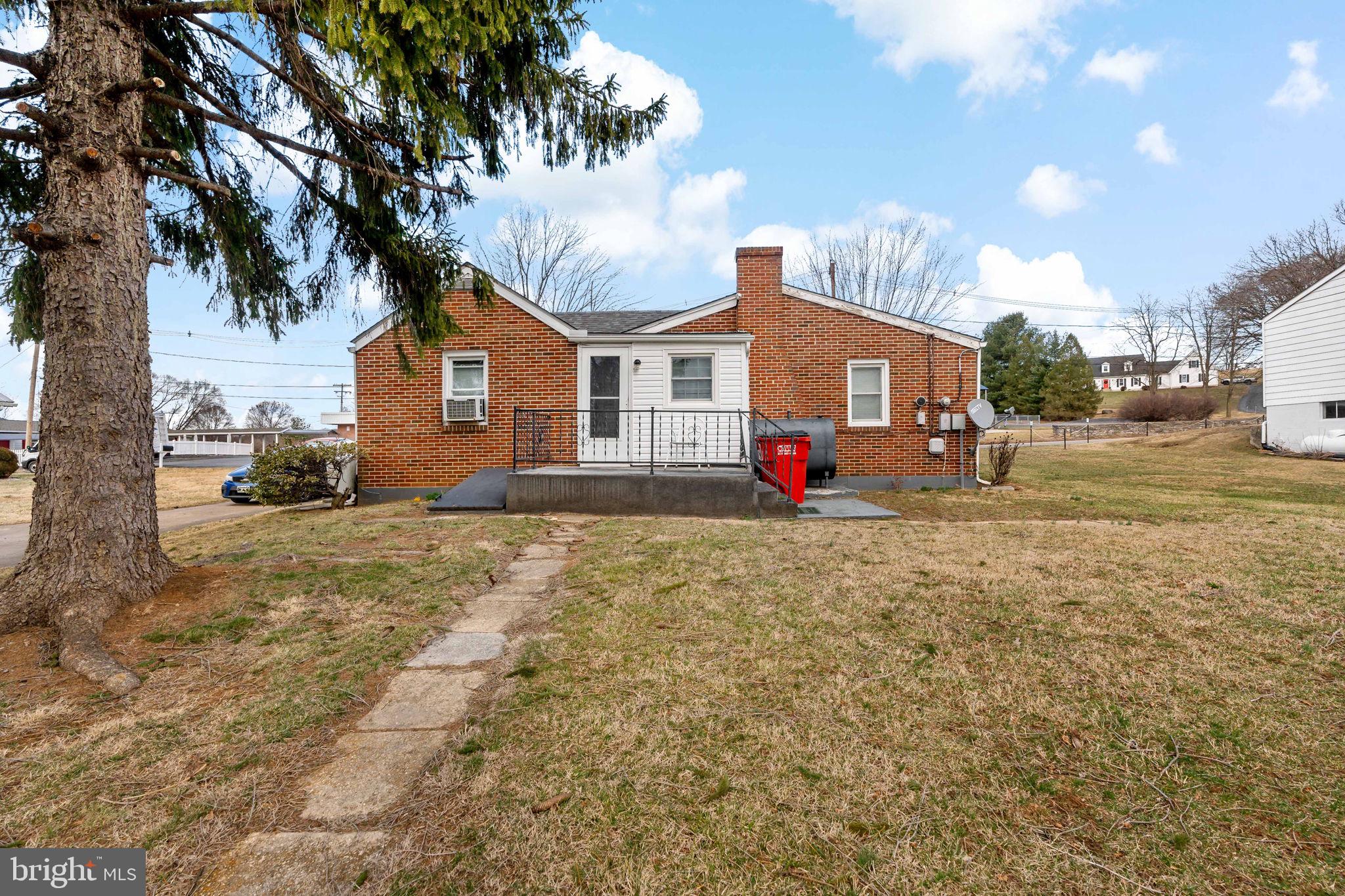 20 DOMINION ROAD