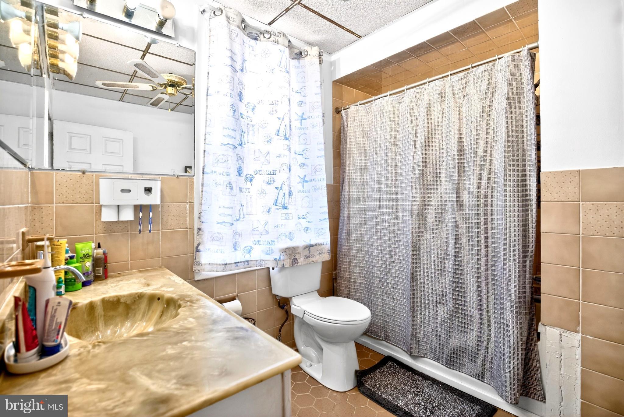 LAWNCREST - Residential