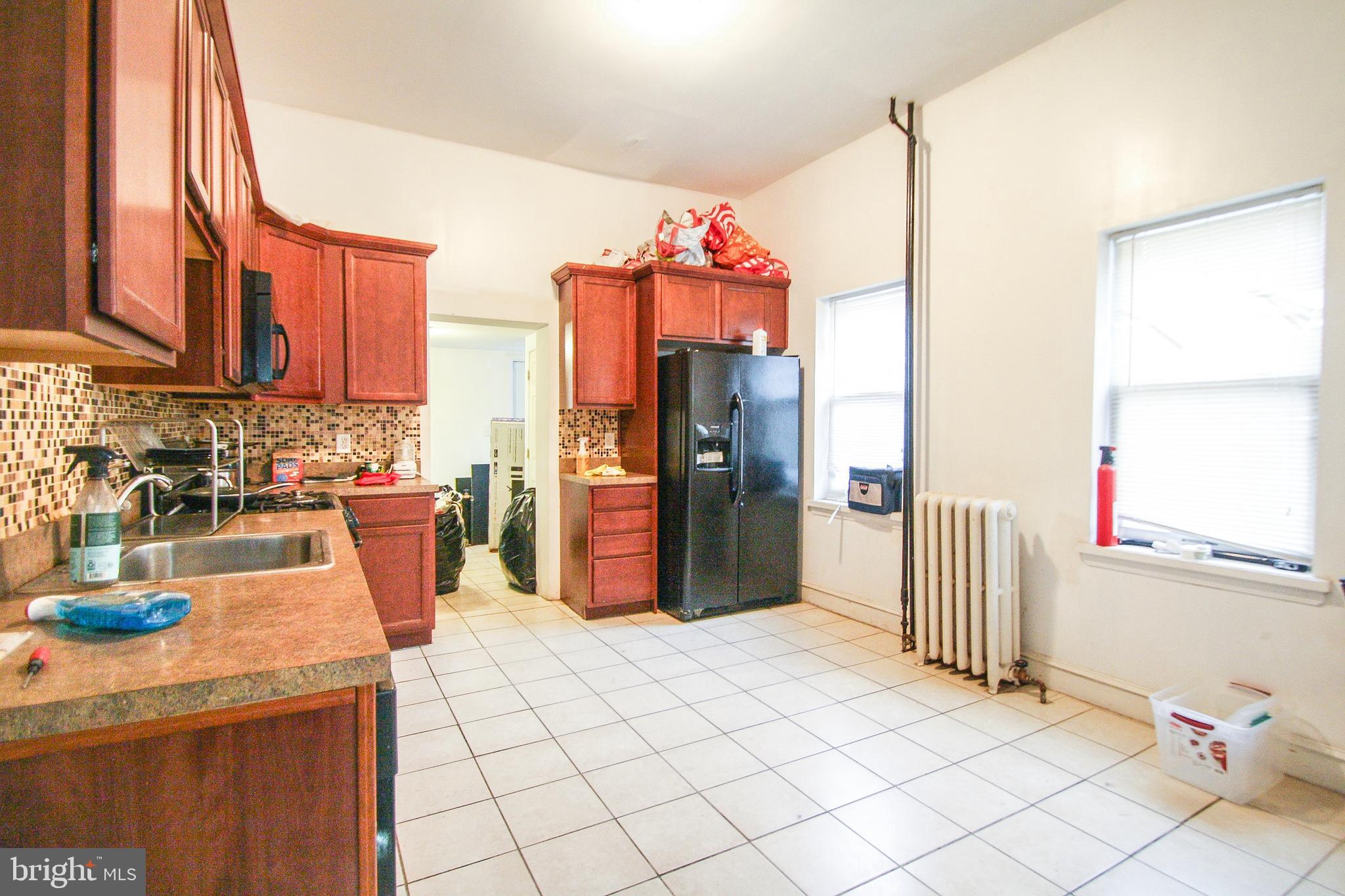 KENSINGTON - Residential