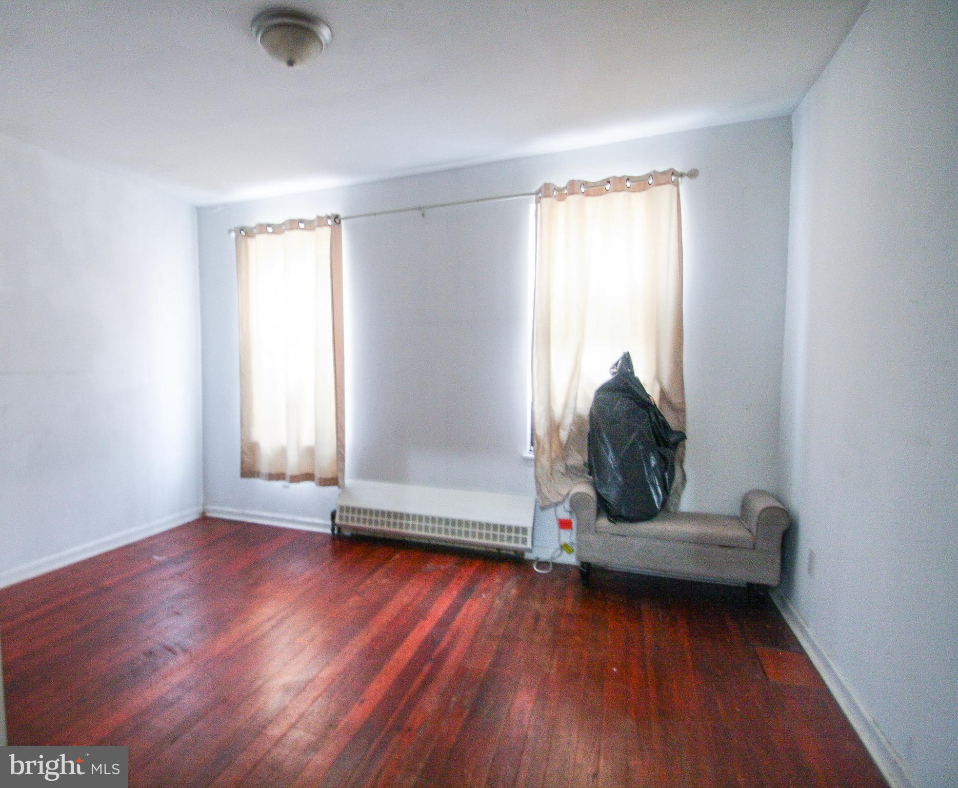 KENSINGTON - Residential