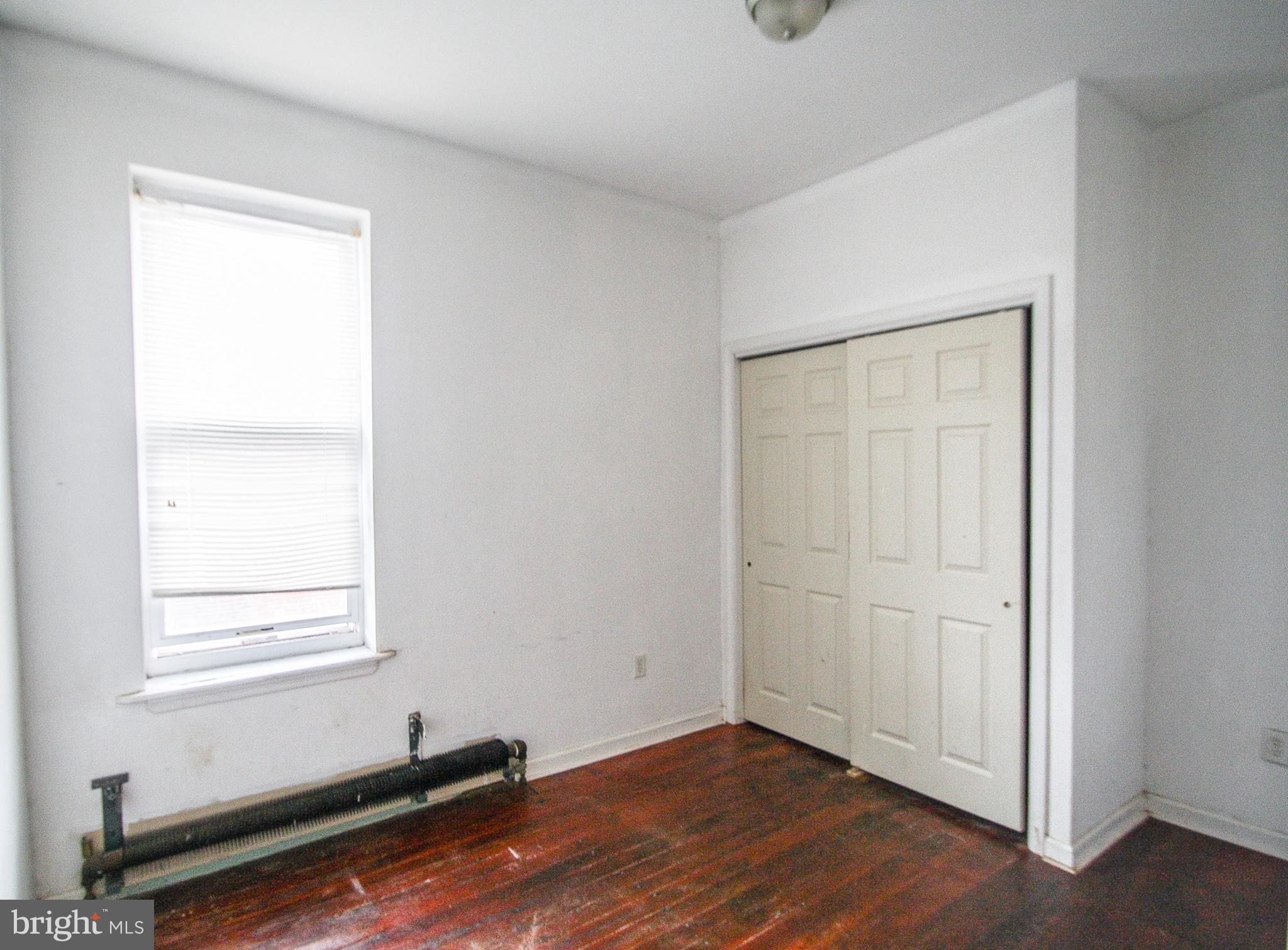 KENSINGTON - Residential