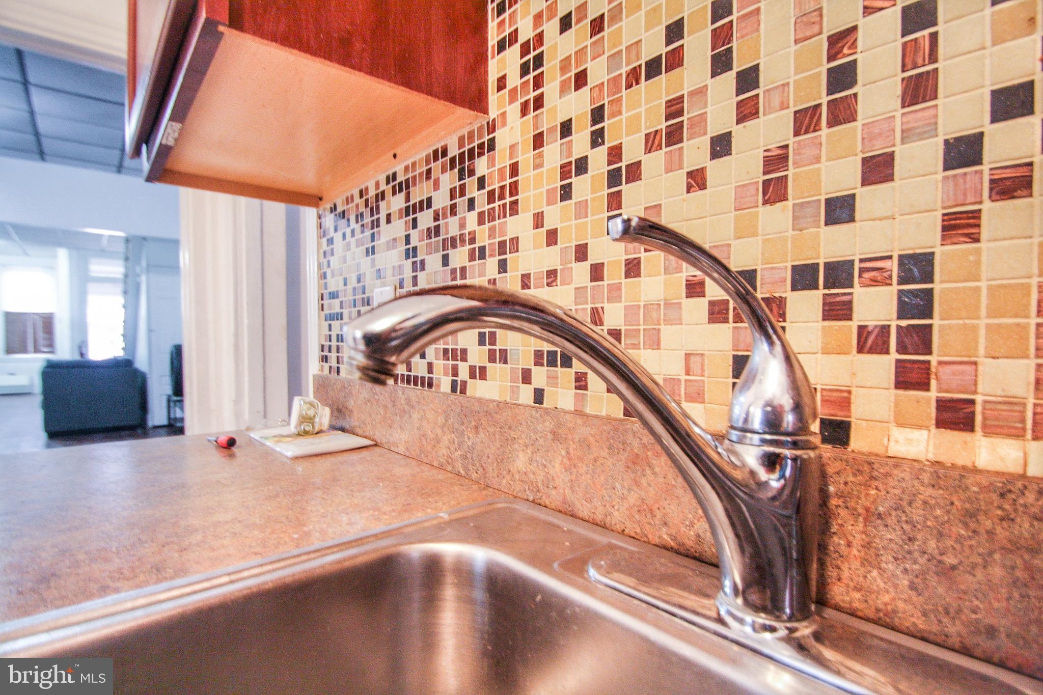 KENSINGTON - Residential