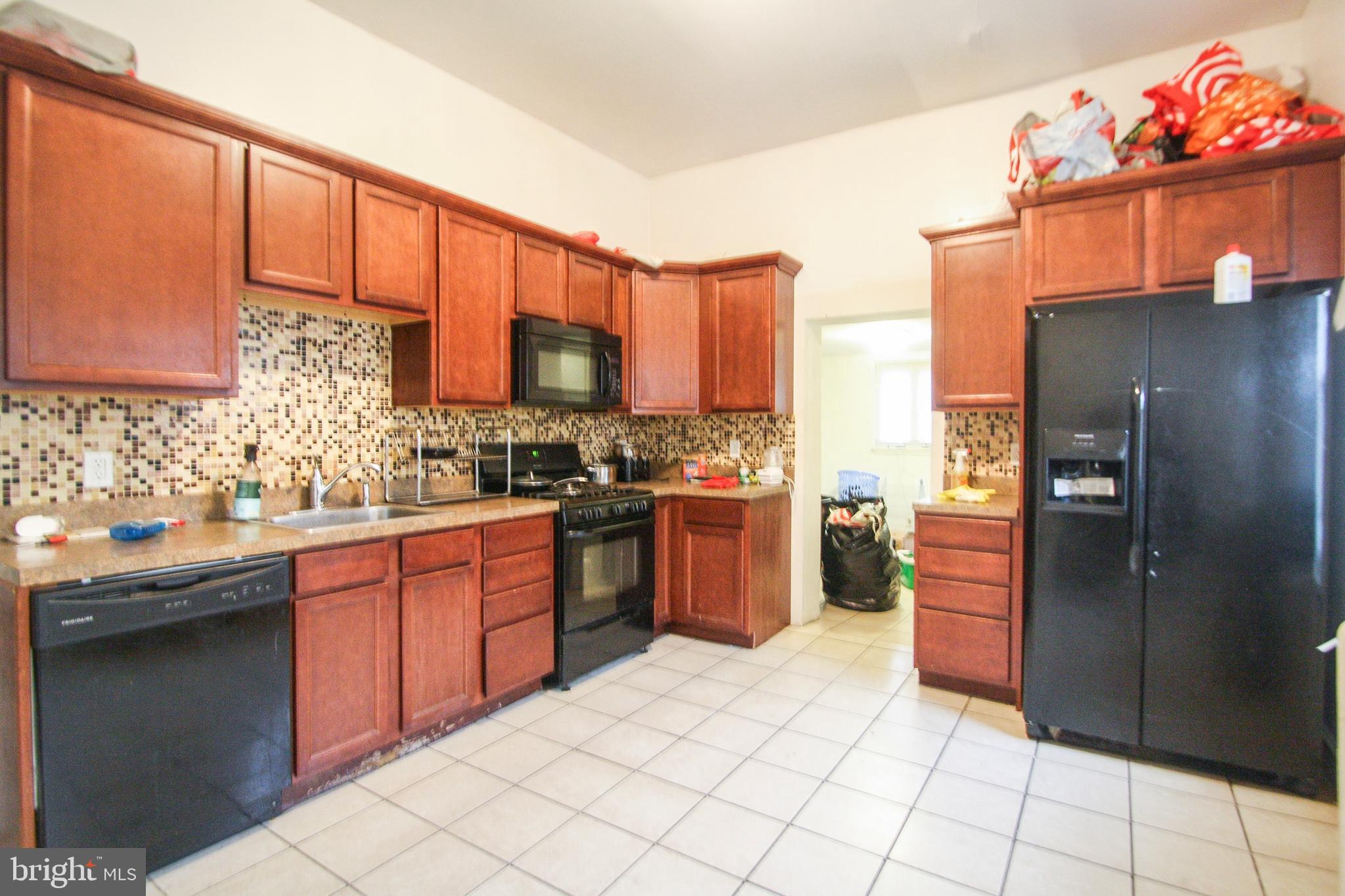 KENSINGTON - Residential