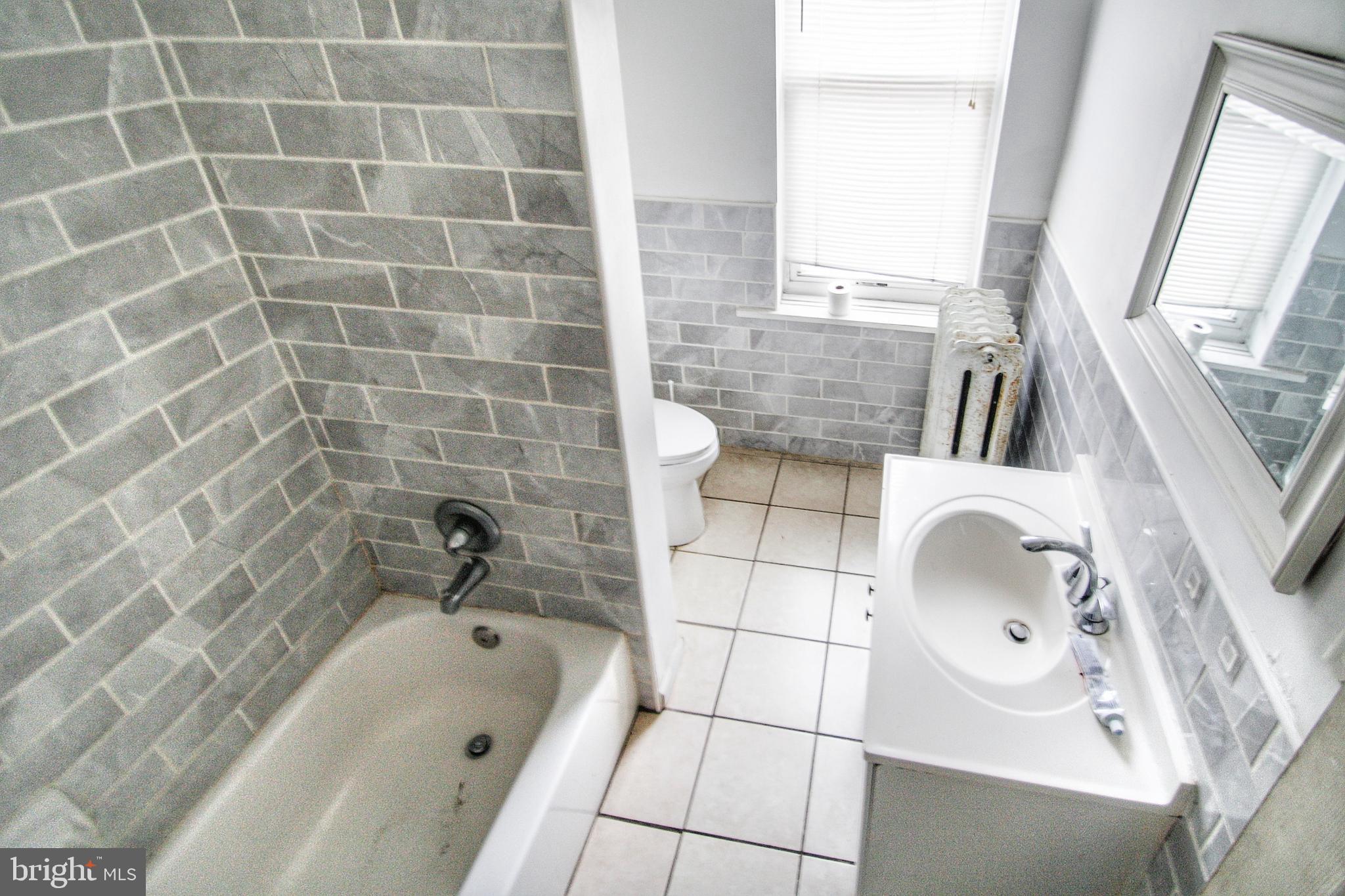 KENSINGTON - Residential