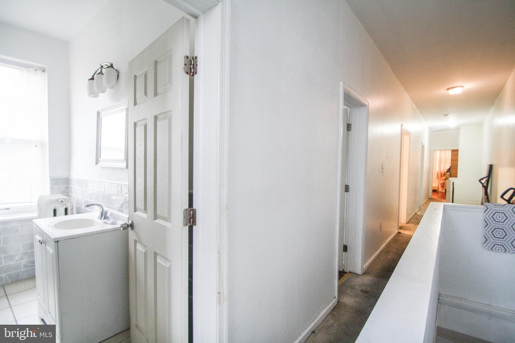 KENSINGTON - Residential